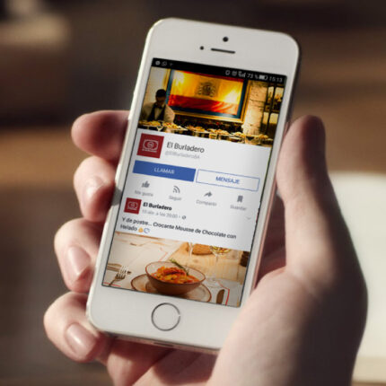 El Burladero – Social Media